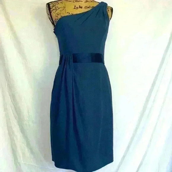 Vera Wang White Womens Short Dress Navy Blue One Shoulder
Belted - Picture 1 of 9